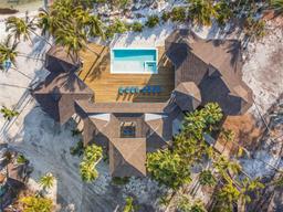 Picture of 7147 La Lenaire Drive, Longboat Key, FL 34228