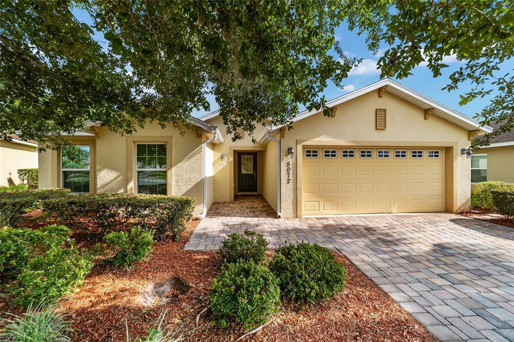 Picture of 5072 Neptune Circle, Oxford, FL 34484