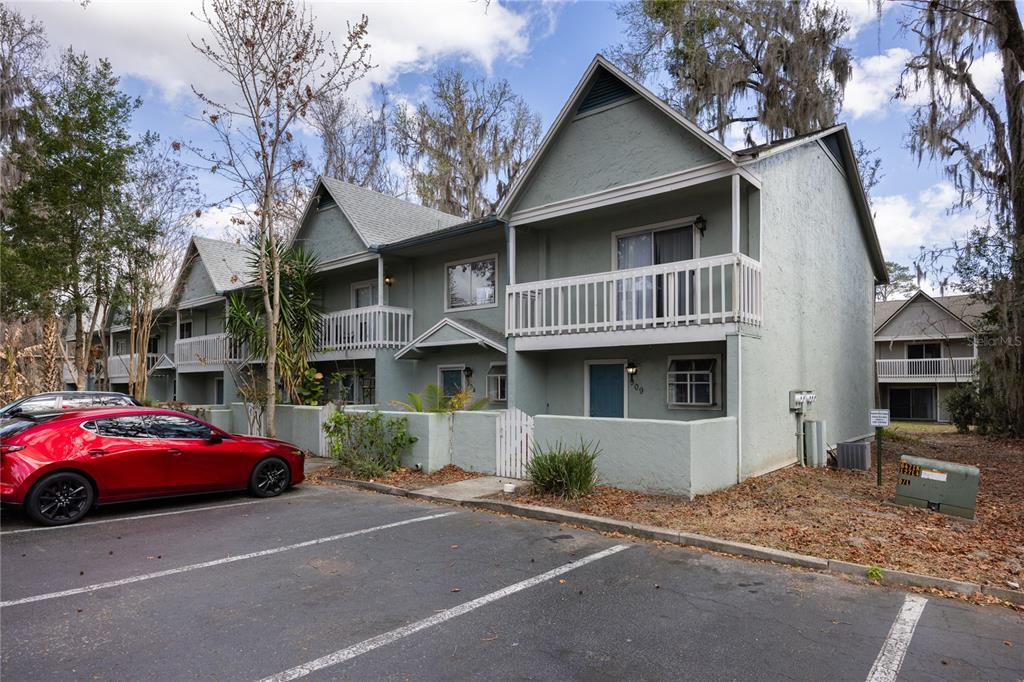 Picture of 4411 SW 34Th Street Unit 908, Gainesville, FL 32608