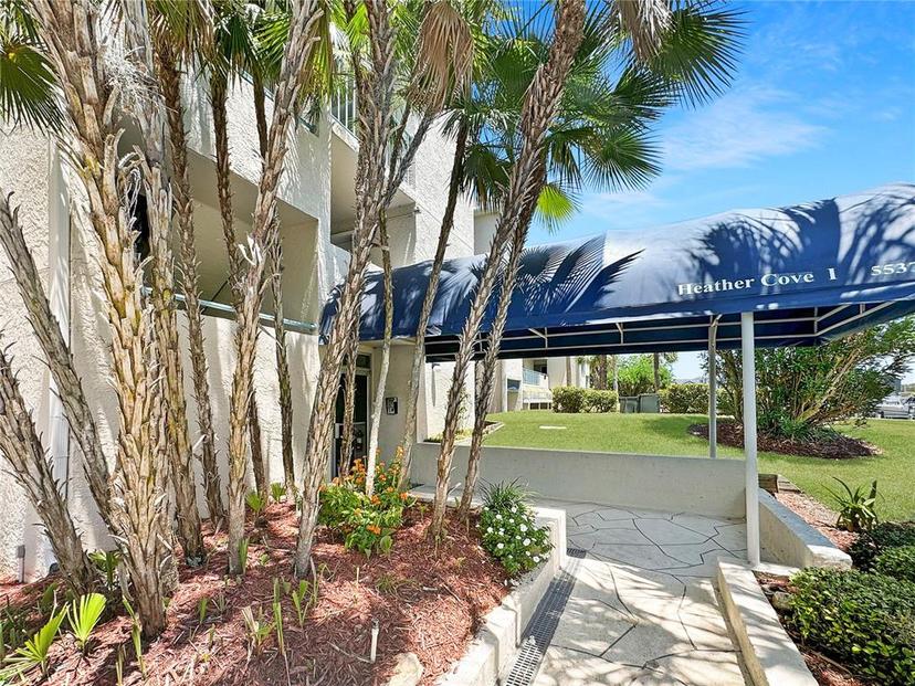 Picture of 5537 Sea Forest Drive Unit 307, New Port Richey FL 34652