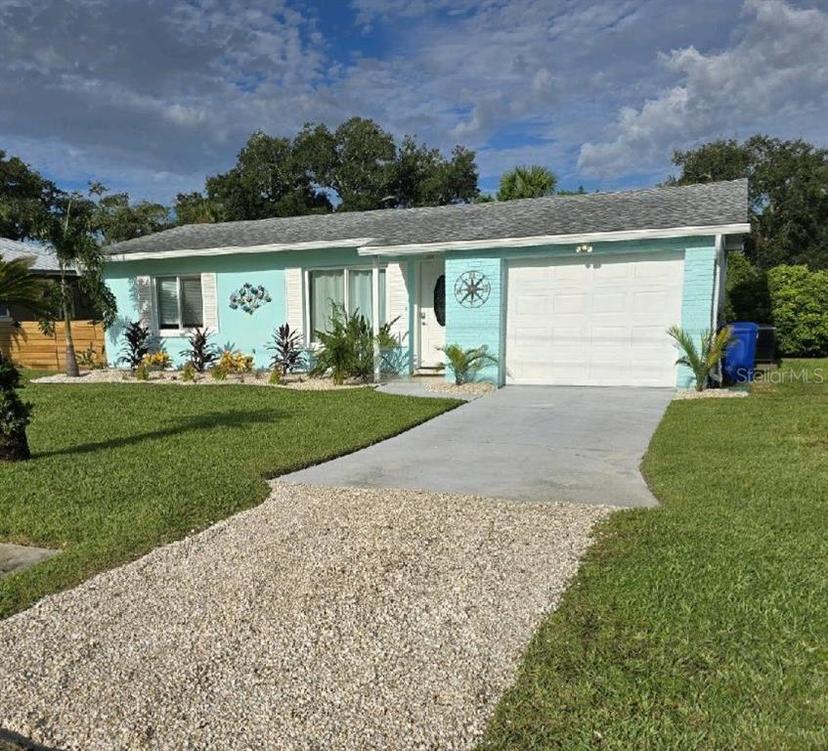 Picture of 632 Goodwin Avenue, New Smyrna Beach FL 32169