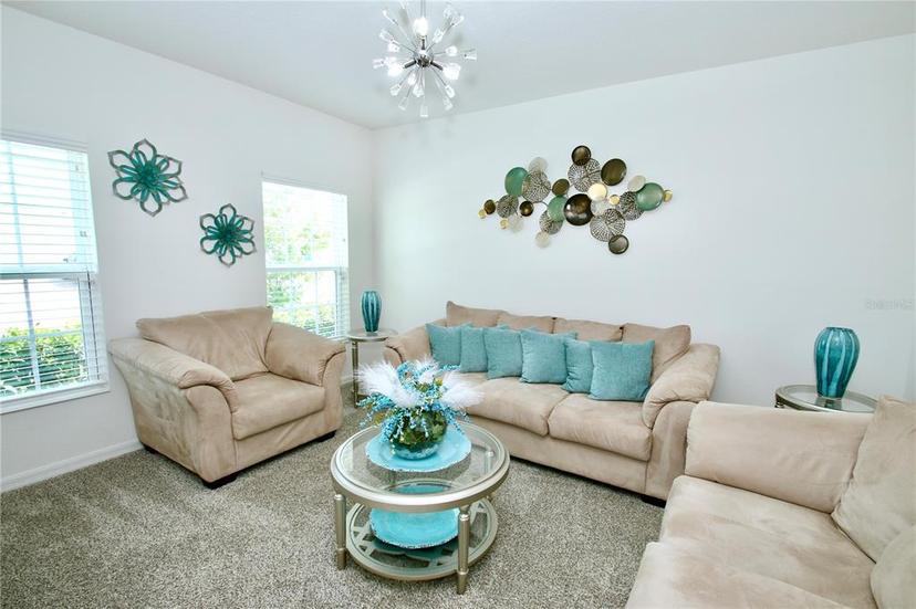 Picture of 535 Darshire Avenue, Eustis FL 32736