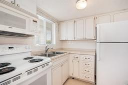 Picture of 5940 Welcome Road Unit H23, Bradenton, FL 34207