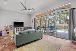 Picture of 3823 65Th Avenue E, Sarasota, FL 34243