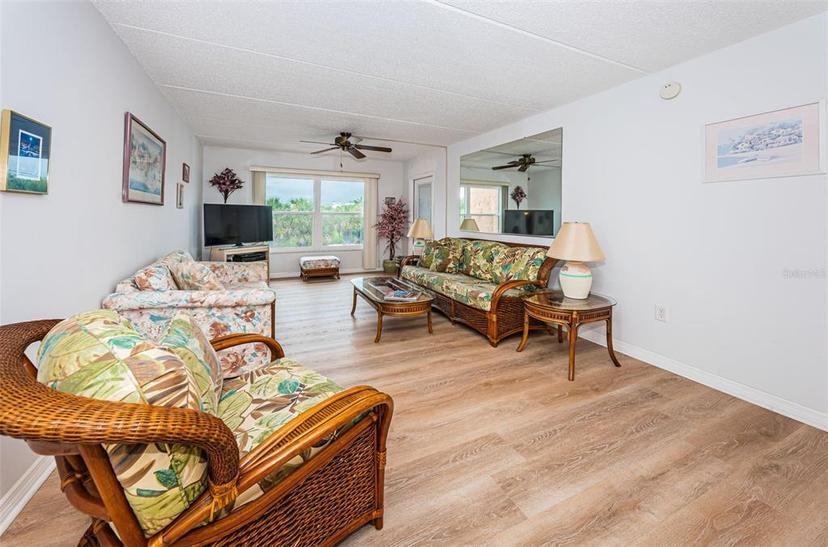 Picture of 12760 Indian Rocks Road Unit 1036, Largo FL 33774