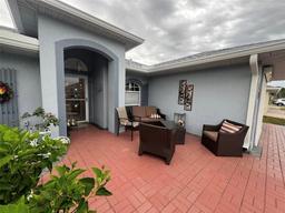 Picture of 657 Sweetwater Way, Haines City, FL 33844