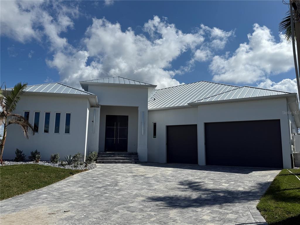 Picture of 1426 Mineo Drive, Punta Gorda, FL 33950