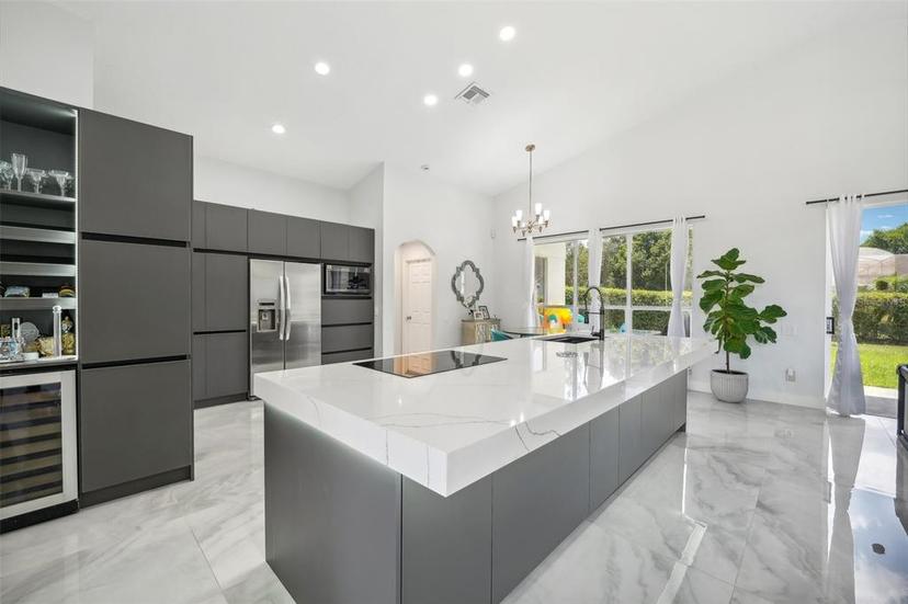 Picture of 9226 Longfellow Place, Apopka FL 32703