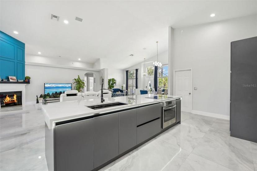 Picture of 9226 Longfellow Place, Apopka FL 32703