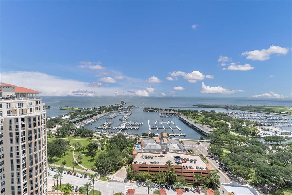 Picture of 100 1St Avenue N Unit 2205, St Petersburg, FL 33701