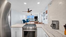 Picture of 9 Haig Place Unit 806, Dunedin, FL 34698