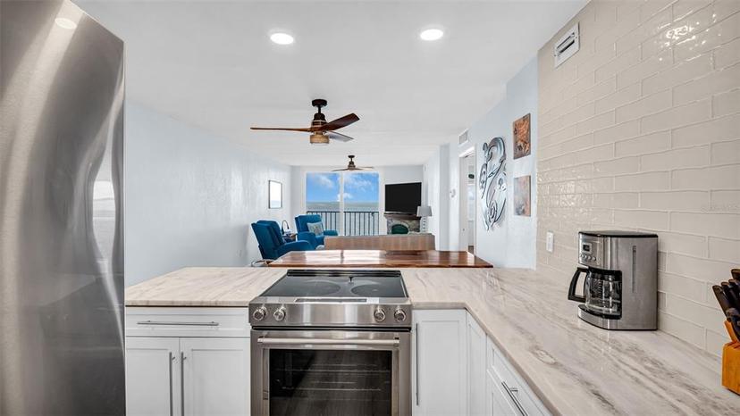 Picture of 9 Haig Place Unit 806, Dunedin FL 34698