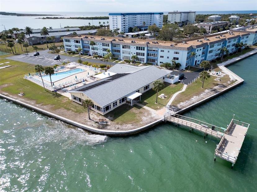 Picture of 9 Haig Place Unit 806, Dunedin FL 34698