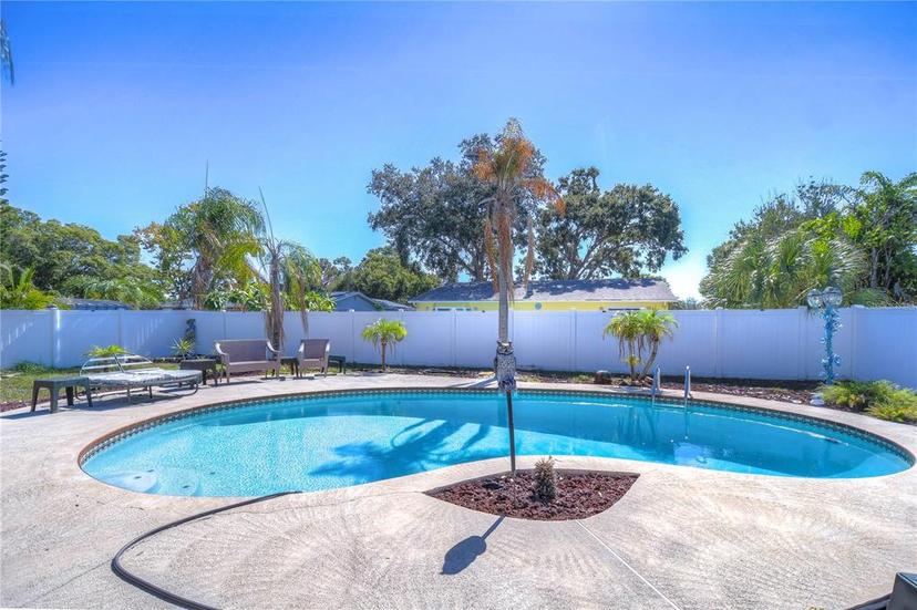 Picture of 9252 81St Avenue, Seminole FL 33777