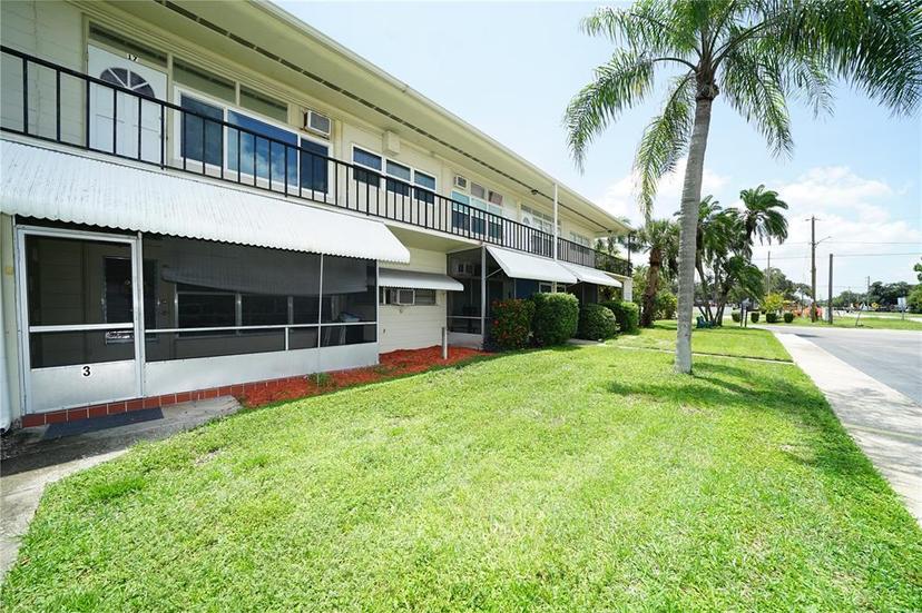 Picture of 4001 58Th Street N Unit 3, Kenneth City FL 33709