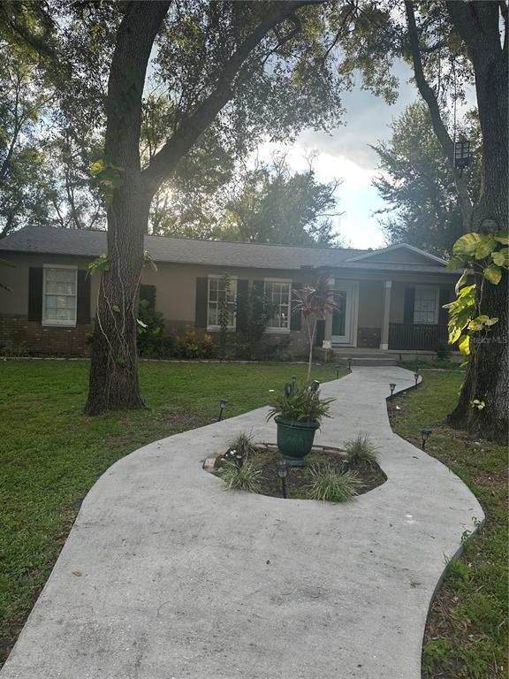 Picture of 10520 Henderson Road, Tampa FL 33625