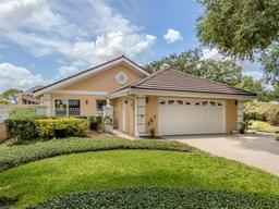 Picture of 424 Cardiff Road Unit 27, Venice, FL 34293