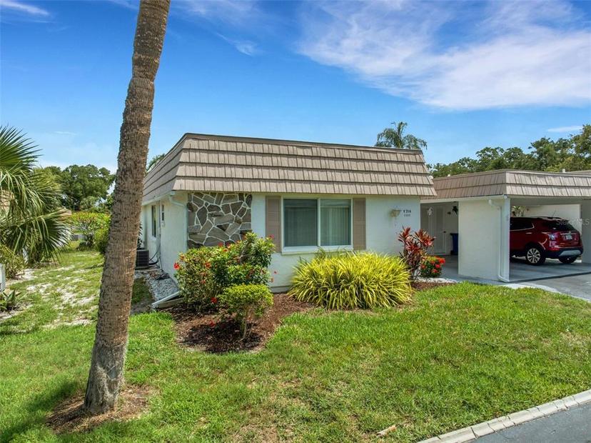 Picture of 2323 Waterbluff Place Unit V314, Sarasota FL 34231