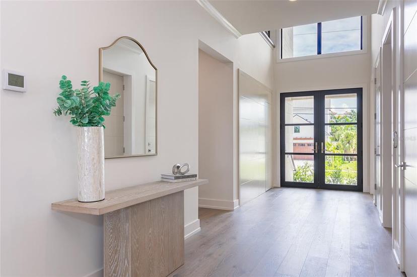 Picture of 1254 Cordova Boulevard Ne, St Petersburg FL 33704