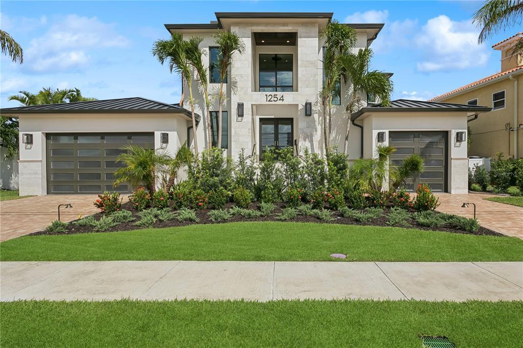 Picture of 1254 Cordova Boulevard Ne, St Petersburg, FL 33704
