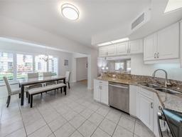 Picture of 821 Montrose Drive Unit 103, Venice, FL 34293