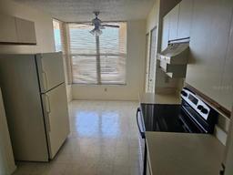 Picture of 4410 Fairways Boulevard Unit 602, Bradenton, FL 34209