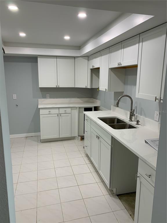Picture of 255 Dolphin Point Unit 809, Clearwater FL 33767