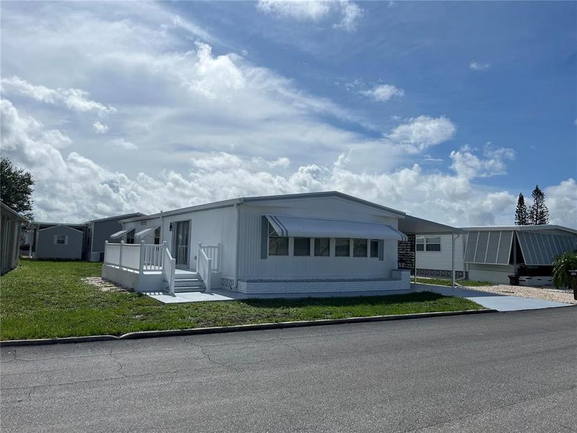Picture of 923 Cortina Boulevard, Venice FL 34285