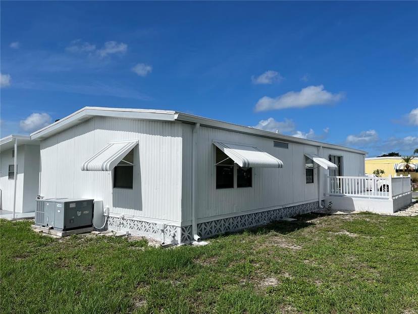 Picture of 923 Cortina Boulevard, Venice FL 34285