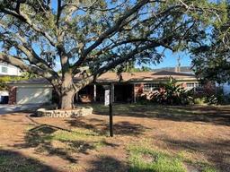 Picture of 5002 W Poe Avenue, Tampa, FL 33629