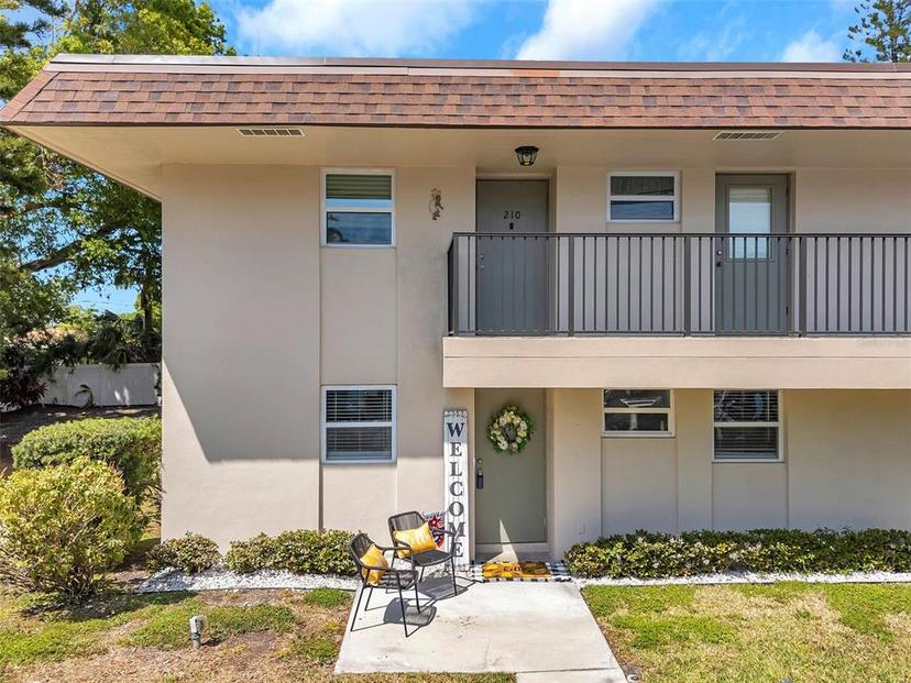 Picture of 9945 47Th Avenue N Unit 110, St Petersburg FL 33708