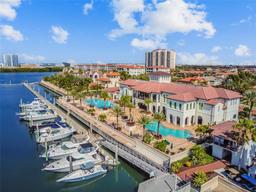 Picture of 5823 Bowen Daniel Drive Unit 905, Tampa, FL 33616