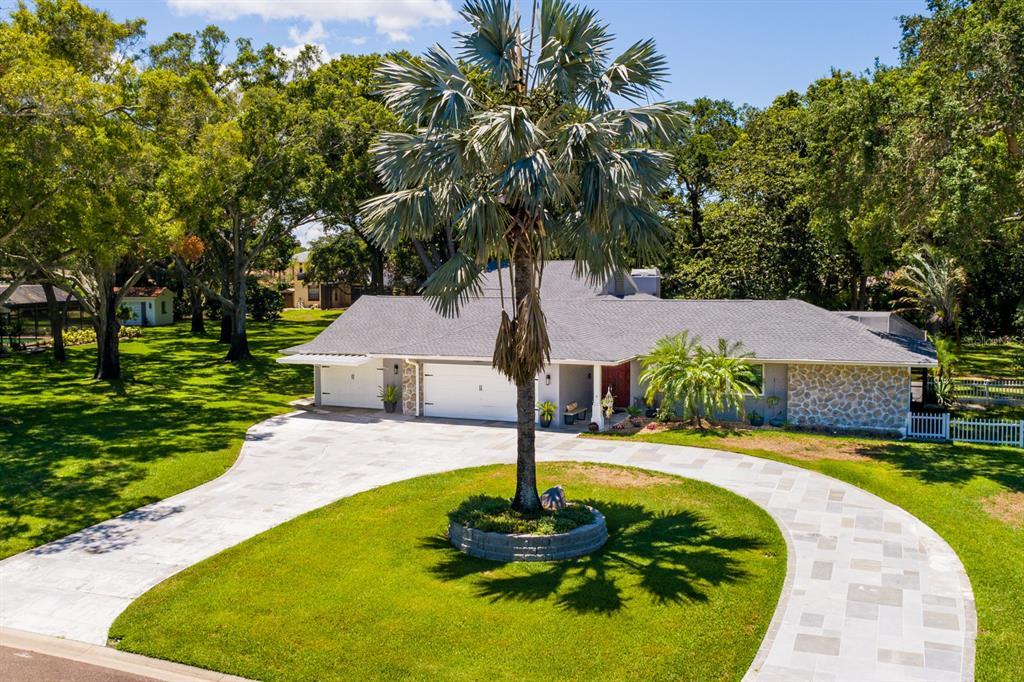 Picture of 2191 Paddock Circle, Dunedin, FL 34698