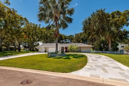 Picture of 2191 Paddock Circle, Dunedin, FL 34698