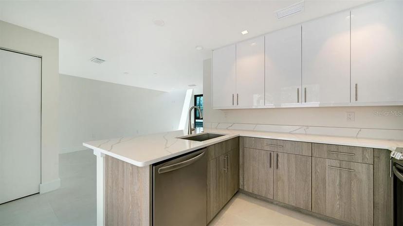 Picture of 1558 4Th Street Unit 210, Sarasota FL 34236