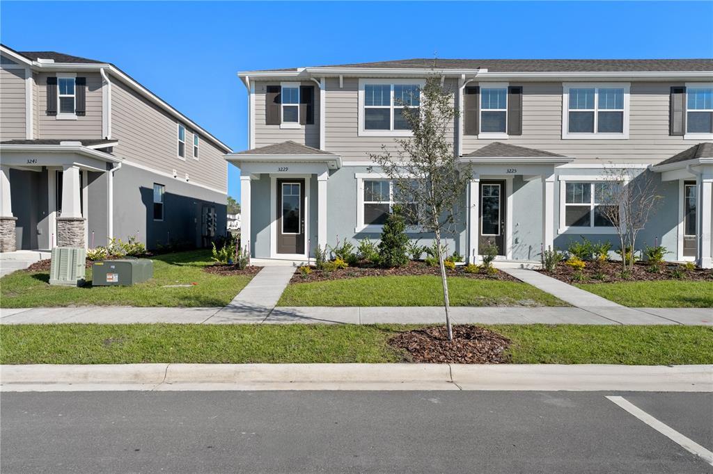 Picture of 3229 Douglas Fir Drive, Apopka, FL 32703
