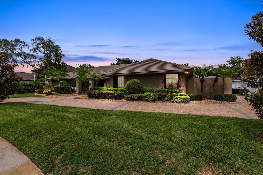 Picture of 9227 Cypress Cove Drive, Orlando, FL 32819