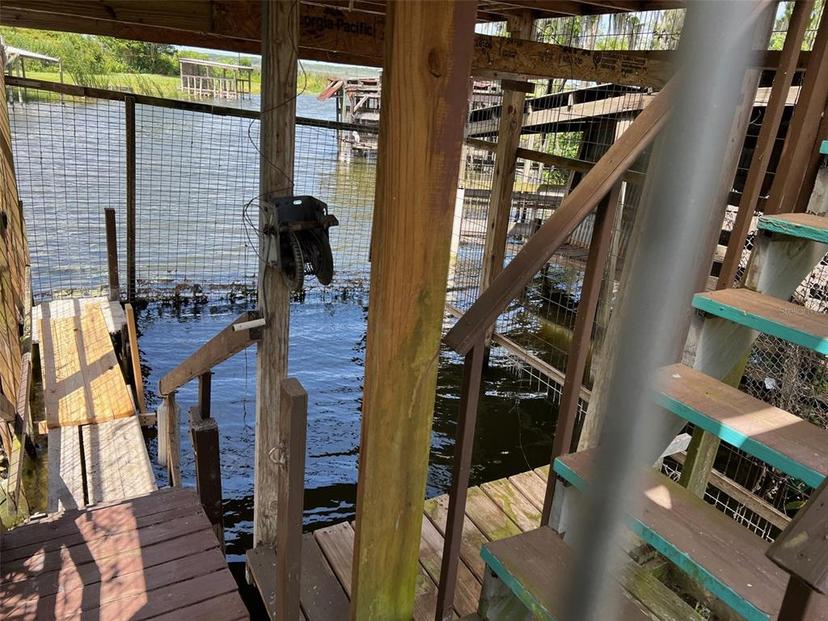 Picture of 860 Cr 482B, Lake Panasoffkee FL 33538