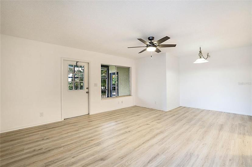 Picture of 5730 Pine Wood Drive Unit D2, Greenacres FL 33463