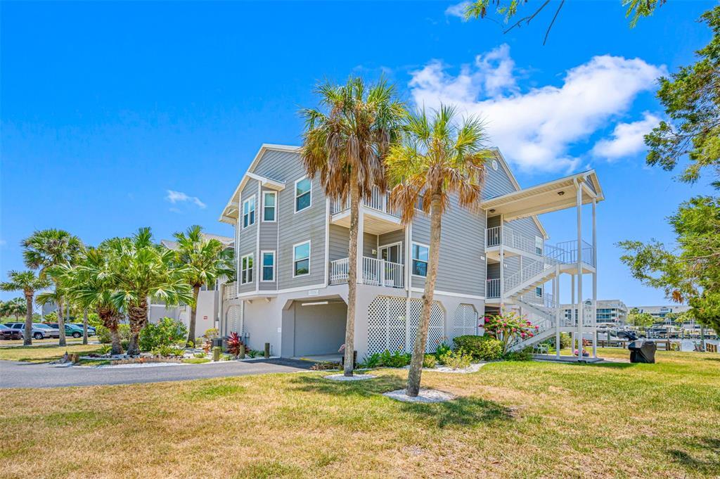 Picture of 5712 Biscayne Court Unit 105, New Port Richey, FL 34652