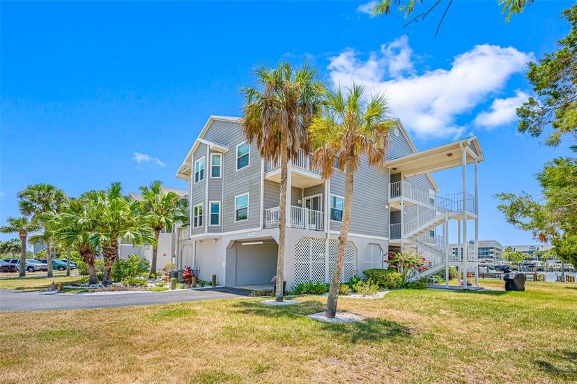 Picture of 5712 Biscayne Court Unit 105, New Port Richey FL 34652