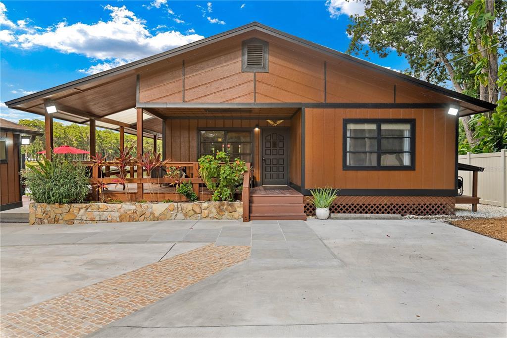 Picture of 17501 Brown Road, Odessa, FL 33556