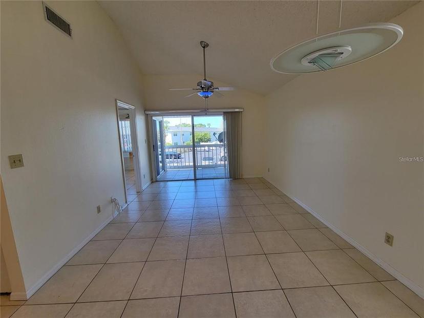 Picture of 6802 Stones Throw Circle N Unit 14206, St Petersburg FL 33710