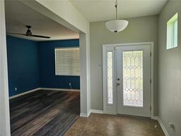 Picture of 2404 Pickford Circle, Apopka, FL 32703