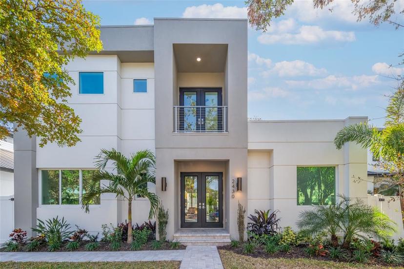 Picture of 2430 Floyd Street, Sarasota FL 34239