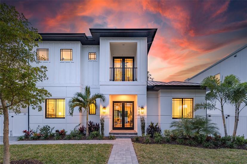 Picture of 2440 Floyd Street, Sarasota FL 34239