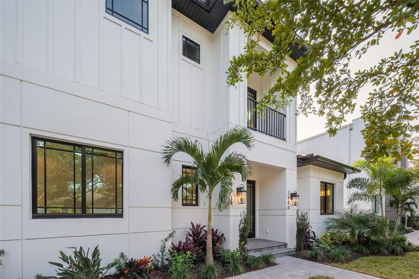 Picture of 2440 Floyd Street, Sarasota FL 34239