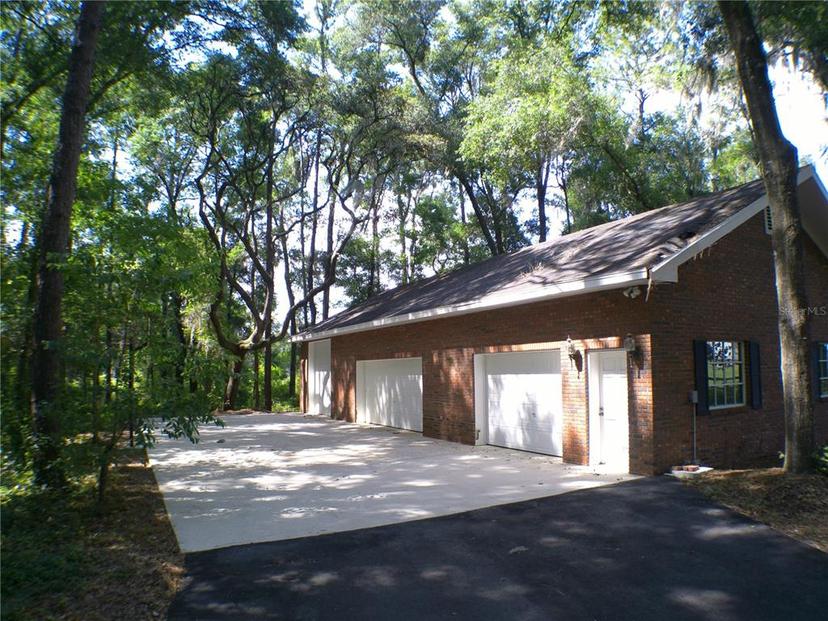Picture of 415 SE 123Rd Street Road, Ocala FL 34480