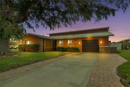 Picture of 429 Flamingo Drive, Apollo Beach, FL 33572