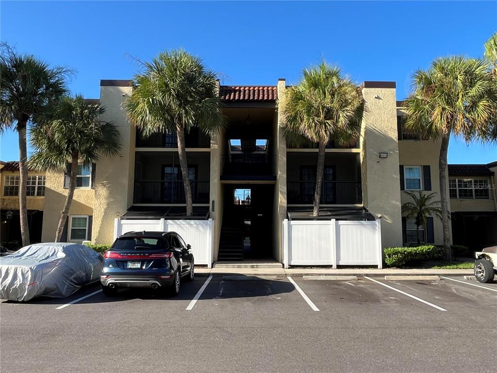 Picture of 5306 Santa Rosa Court Unit 342, Tampa, FL 33609